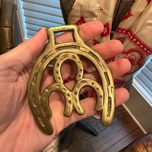 Horseshoe Design Vintage Horse Brass (Scarf Slide)